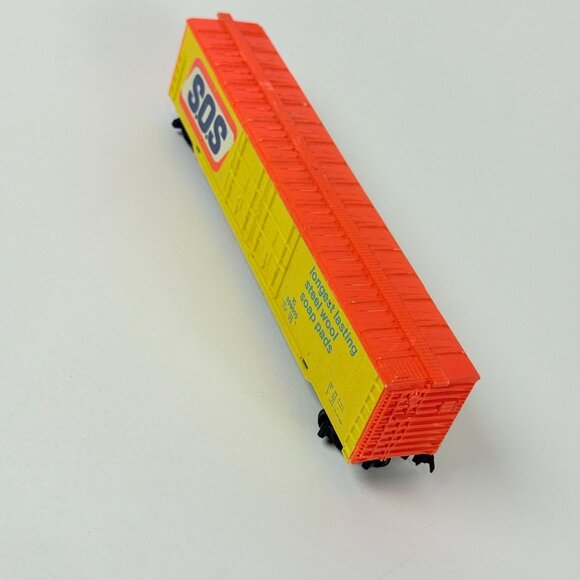 SOS Steel Wool Boxcar HO Scale Model 8.5"x 2" Bright Advertising Billboard Colle - Picture 7 of 7